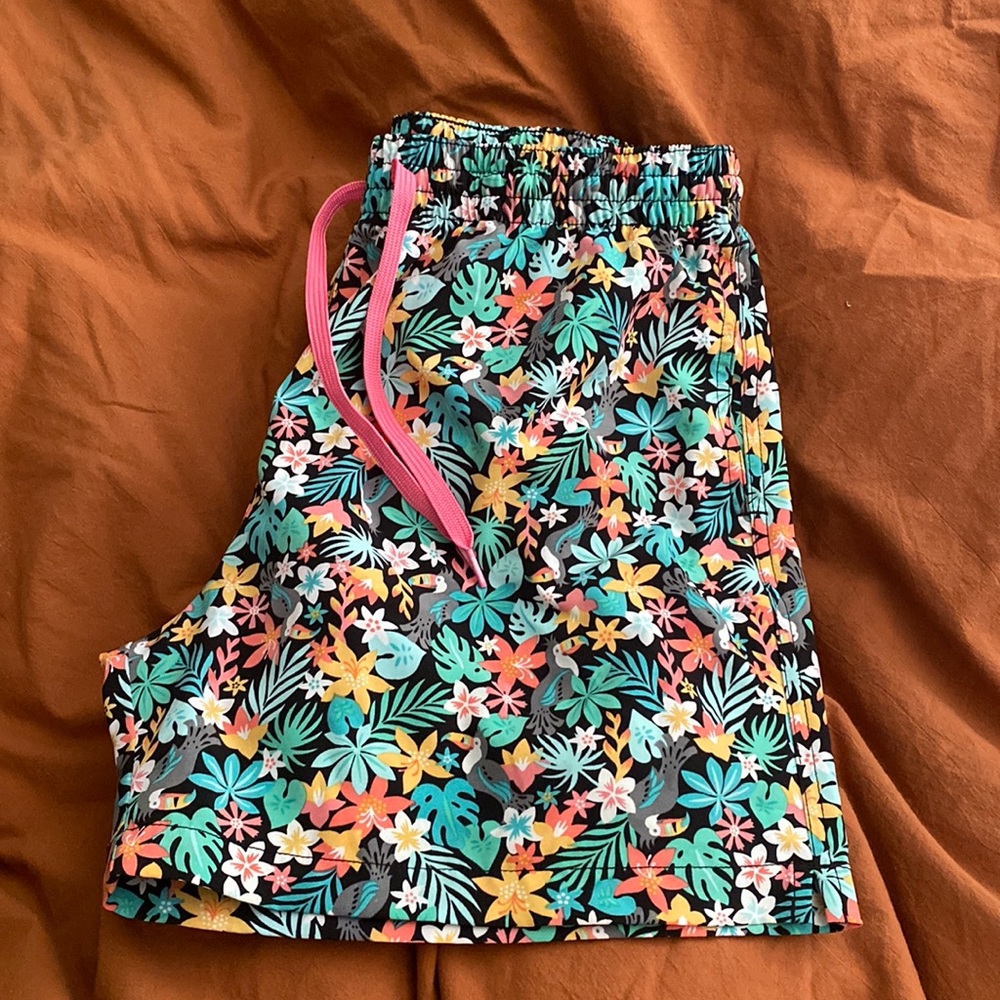 Chubbies 5.5” Swim Shorts - L